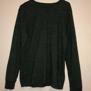 Long sleeve crew neck in army green